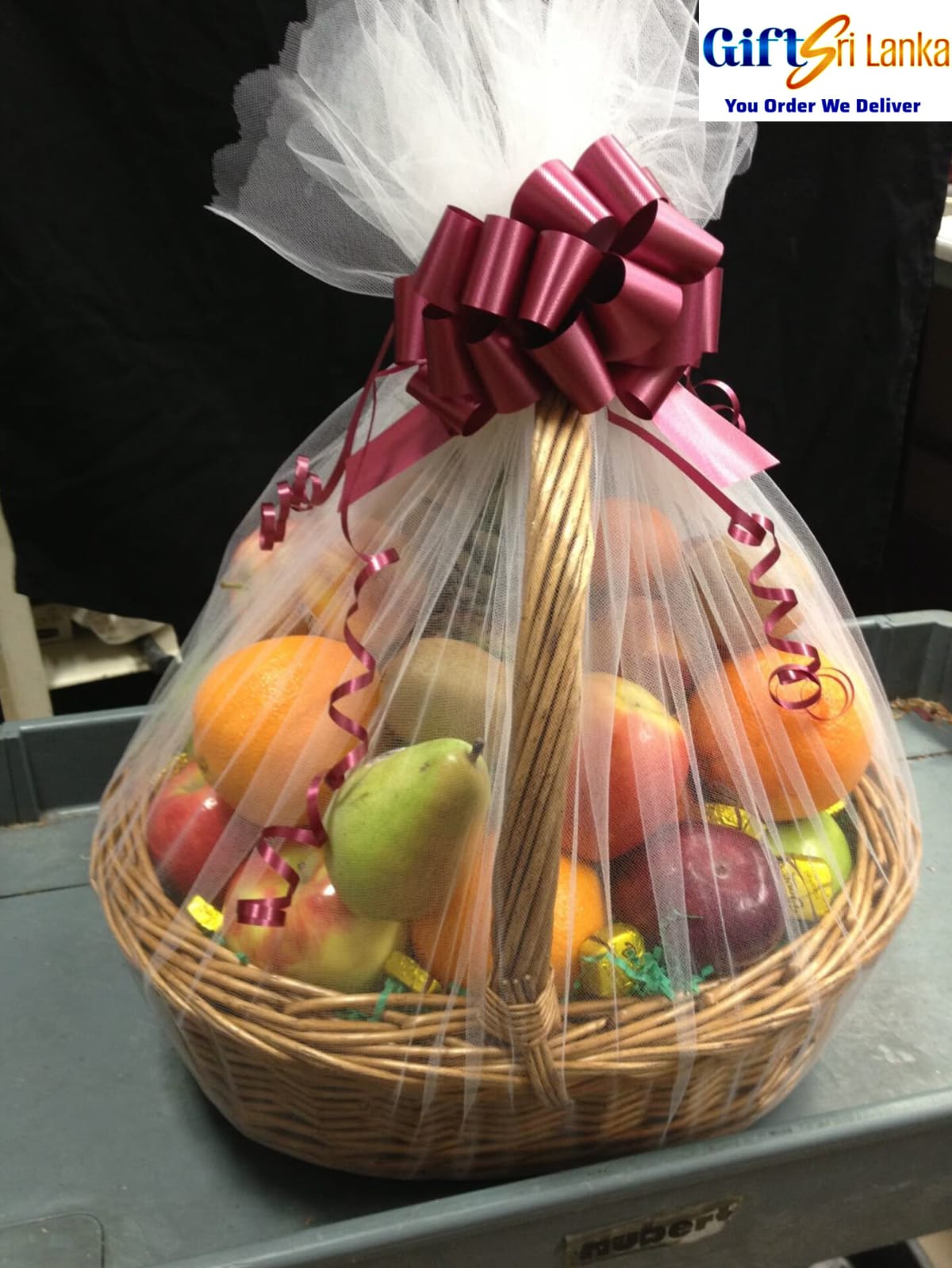 Standard Fruit Hamper 🍎