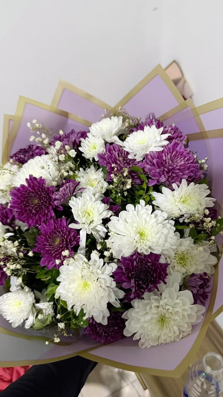 Purple & White Royal Flower Bouquet | Elegant Fresh Floral Arrangement