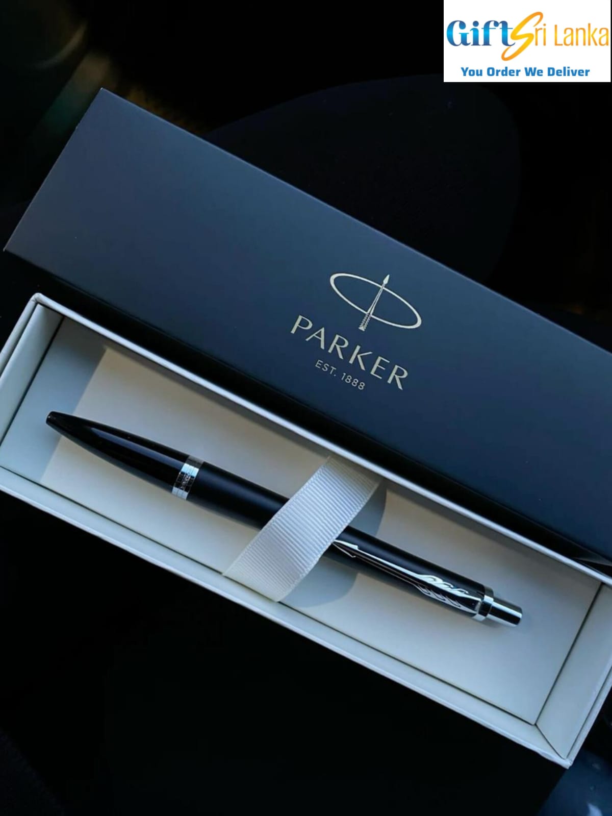 Classic Parker Pen Gift Set – Elegant Premium Writing Instrument (5500 upwards)
