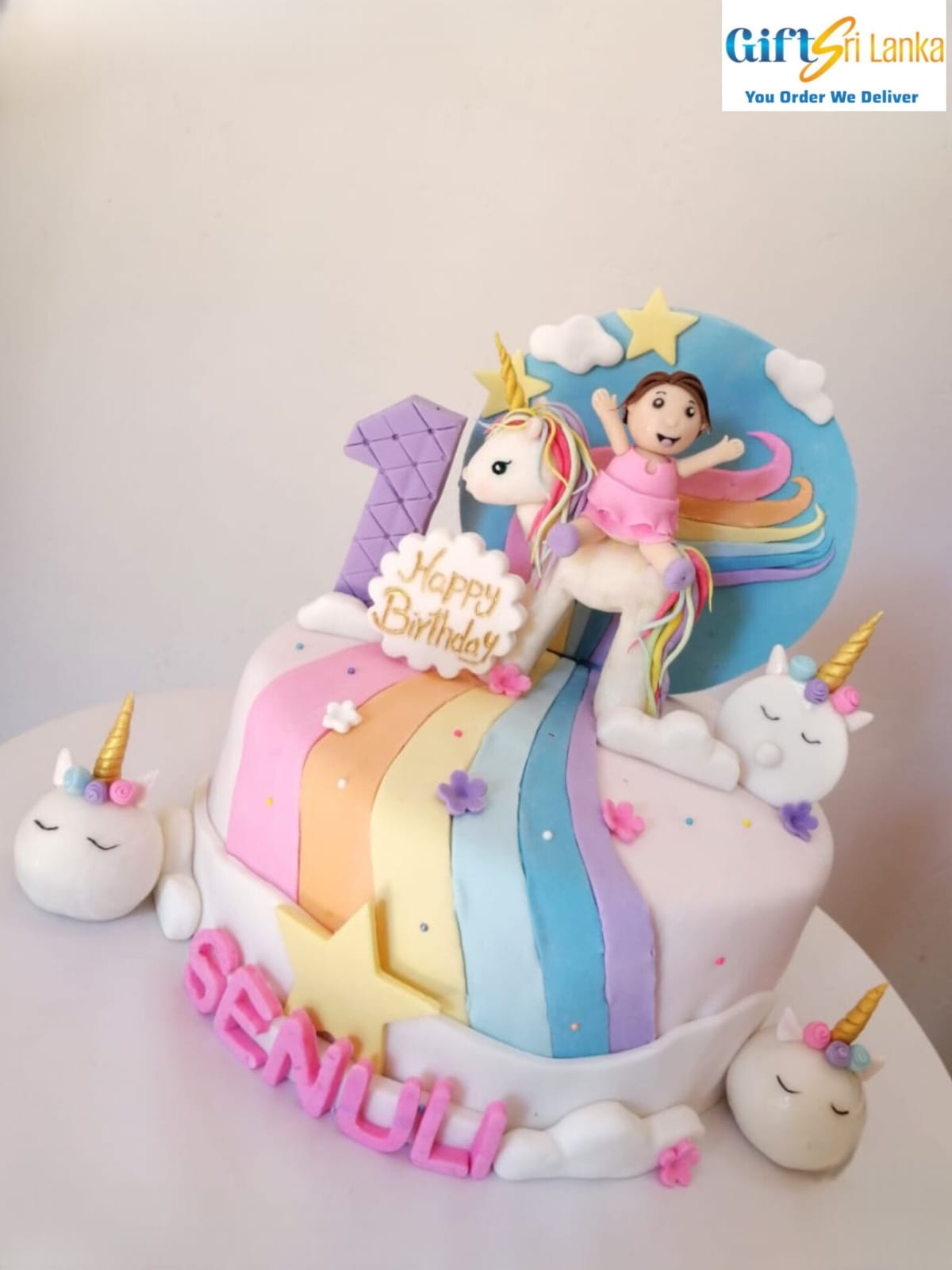 1kg fondant icing covered cake (Unicorn)